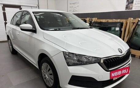 Skoda Rapid II, 2020 год, 1 500 000 рублей, 3 фотография