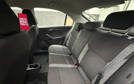 Skoda Rapid II, 2020 год, 1 500 000 рублей, 14 фотография