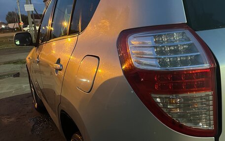 Toyota RAV4, 2006 год, 1 000 000 рублей, 6 фотография