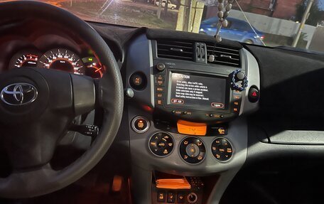 Toyota RAV4, 2006 год, 1 000 000 рублей, 15 фотография