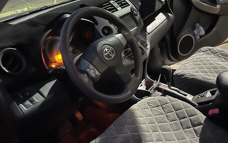 Toyota RAV4, 2006 год, 1 000 000 рублей, 12 фотография