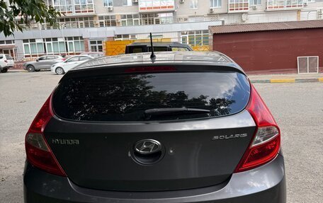Hyundai Solaris II рестайлинг, 2011 год, 620 000 рублей, 4 фотография