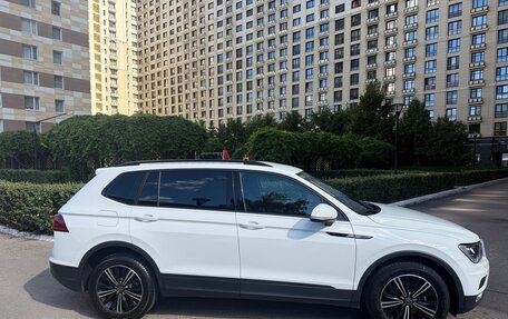 Volkswagen Tiguan II, 2021 год, 2 490 000 рублей, 8 фотография