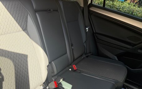 Volkswagen Tiguan II, 2021 год, 2 490 000 рублей, 18 фотография