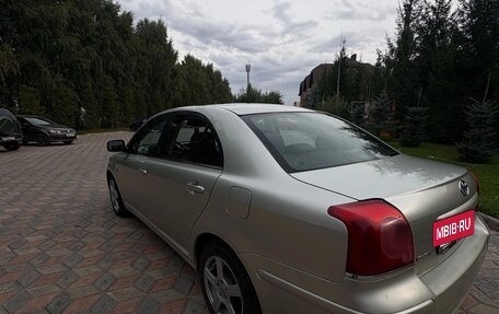 Toyota Avensis III рестайлинг, 2004 год, 590 000 рублей, 10 фотография