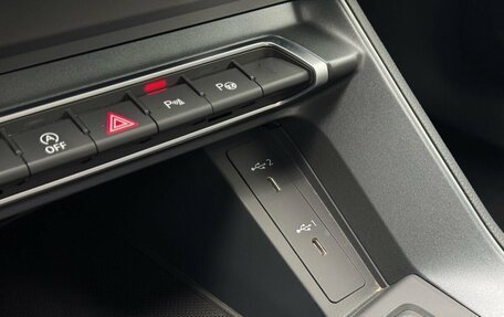 Audi Q3, 2026 год, 3 825 000 рублей, 39 фотография