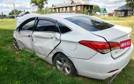 Hyundai i40 I рестайлинг, 2015 год, 400 000 рублей, 2 фотография