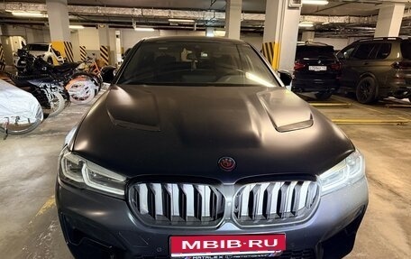 BMW 5 серия, 2023 год, 5 000 000 рублей, 1 фотография