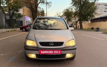 Opel Zafira A рестайлинг, 2002 год, 375 000 рублей, 19 фотография