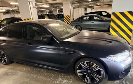 BMW 5 серия, 2023 год, 5 000 000 рублей, 2 фотография