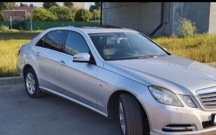 Mercedes-Benz E-Класс, 2012 год, 1 820 000 рублей, 2 фотография