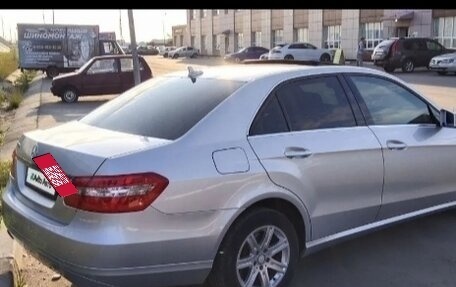 Mercedes-Benz E-Класс, 2012 год, 1 820 000 рублей, 6 фотография