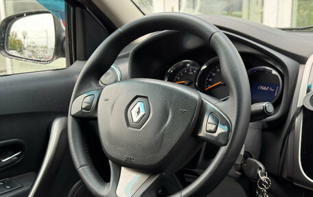 Renault Logan II, 2016 год, 645 000 рублей, 10 фотография