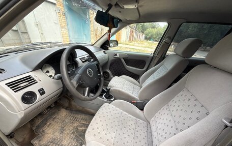 Volkswagen Pointer, 2005 год, 205 000 рублей, 3 фотография