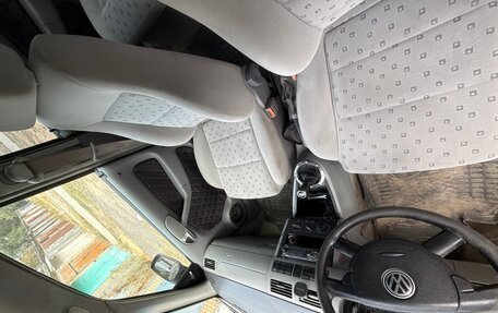 Volkswagen Pointer, 2005 год, 205 000 рублей, 4 фотография