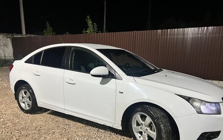 Chevrolet Cruze II, 2011 год, 610 000 рублей, 6 фотография