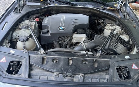 BMW 5 серия, 2013 год, 1 800 000 рублей, 23 фотография