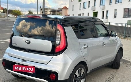 KIA Soul II рестайлинг, 2017 год, 1 325 000 рублей, 7 фотография