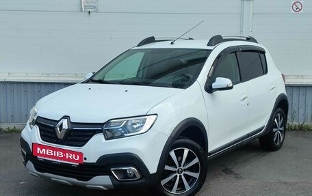 Renault Sandero II рестайлинг, 2019 год, 1 250 000 рублей, 2 фотография