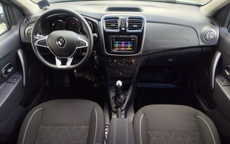 Renault Sandero II рестайлинг, 2019 год, 1 250 000 рублей, 17 фотография