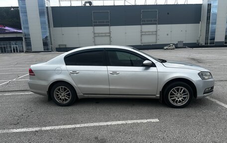 Volkswagen Passat B7, 2011 год, 910 000 рублей, 3 фотография