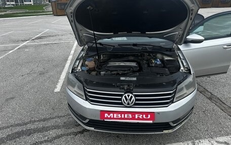 Volkswagen Passat B7, 2011 год, 910 000 рублей, 20 фотография