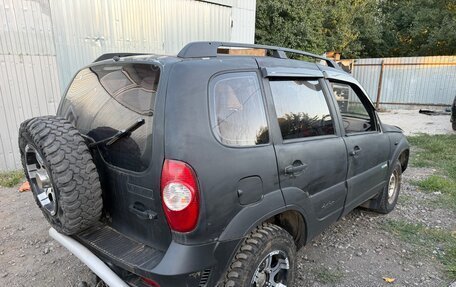 Chevrolet Niva I рестайлинг, 2015 год, 285 000 рублей, 3 фотография