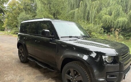 Land Rover Defender II, 2023 год, 9 800 000 рублей, 3 фотография