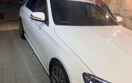 Mercedes-Benz E-Класс, 2022 год, 6 350 000 рублей, 5 фотография