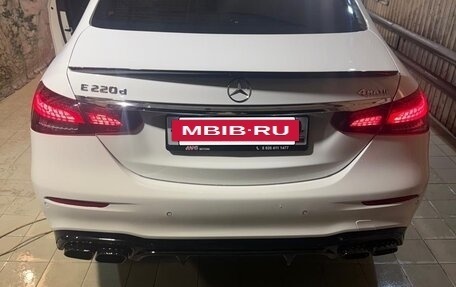 Mercedes-Benz E-Класс, 2022 год, 6 350 000 рублей, 6 фотография