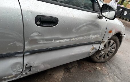 Mitsubishi Carisma I, 1998 год, 55 000 рублей, 5 фотография