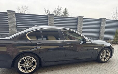 BMW 5 серия, 2012 год, 1 450 000 рублей, 2 фотография