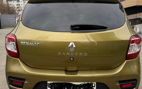 Renault Sandero II рестайлинг, 2015 год, 830 000 рублей, 2 фотография