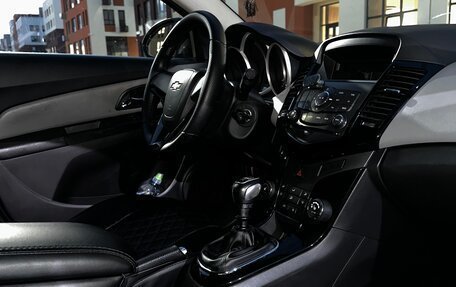 Chevrolet Cruze II, 2012 год, 710 000 рублей, 7 фотография