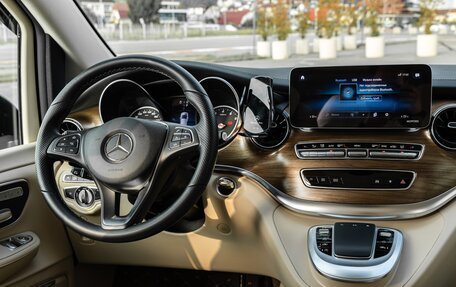 Mercedes-Benz V-Класс, 2022 год, 7 500 000 рублей, 9 фотография