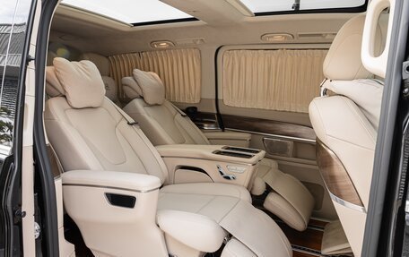 Mercedes-Benz V-Класс, 2022 год, 7 500 000 рублей, 6 фотография