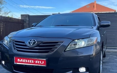 Toyota Camry, 2008 год, 1 050 000 рублей, 2 фотография