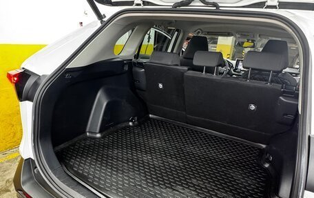 Toyota RAV4, 2020 год, 2 750 000 рублей, 12 фотография