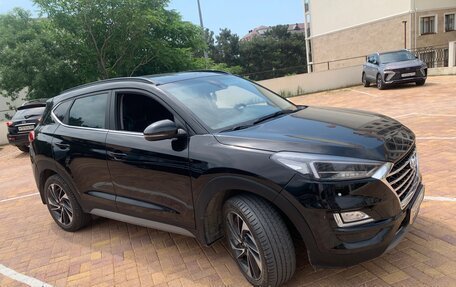 Hyundai Tucson III, 2019 год, 1 750 000 рублей, 3 фотография