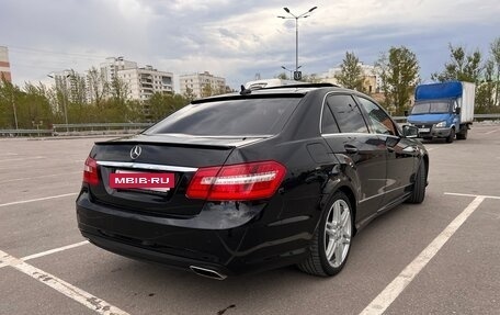 Mercedes-Benz E-Класс, 2011 год, 1 800 000 рублей, 3 фотография