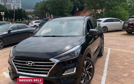 Hyundai Tucson III, 2019 год, 1 750 000 рублей, 2 фотография
