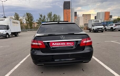 Mercedes-Benz E-Класс, 2011 год, 1 800 000 рублей, 4 фотография