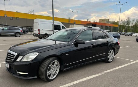 Mercedes-Benz E-Класс, 2011 год, 1 800 000 рублей, 13 фотография