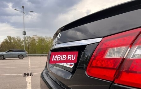 Mercedes-Benz E-Класс, 2011 год, 1 800 000 рублей, 10 фотография