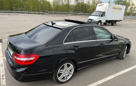 Mercedes-Benz E-Класс, 2011 год, 1 800 000 рублей, 20 фотография