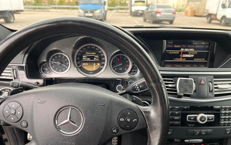Mercedes-Benz E-Класс, 2011 год, 1 800 000 рублей, 29 фотография