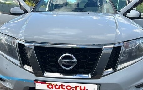 Nissan Terrano III, 2014 год, 900 000 рублей, 12 фотография