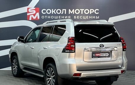 Toyota Land Cruiser Prado 150 рестайлинг 2, 2022 год, 7 599 900 рублей, 4 фотография