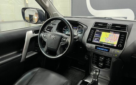 Toyota Land Cruiser Prado 150 рестайлинг 2, 2022 год, 7 599 900 рублей, 9 фотография