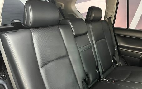 Toyota Land Cruiser Prado 150 рестайлинг 2, 2022 год, 7 599 900 рублей, 24 фотография